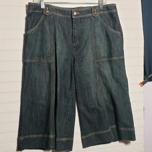 Bandolino Crop Jeans